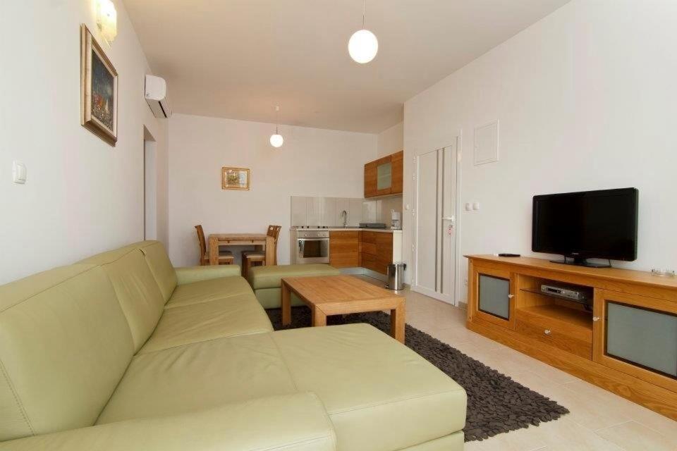 Apartments Vela Sollis Marusici  Room photo