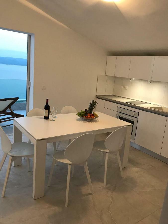 Apartments Vela Sollis Marusici  Exterior photo