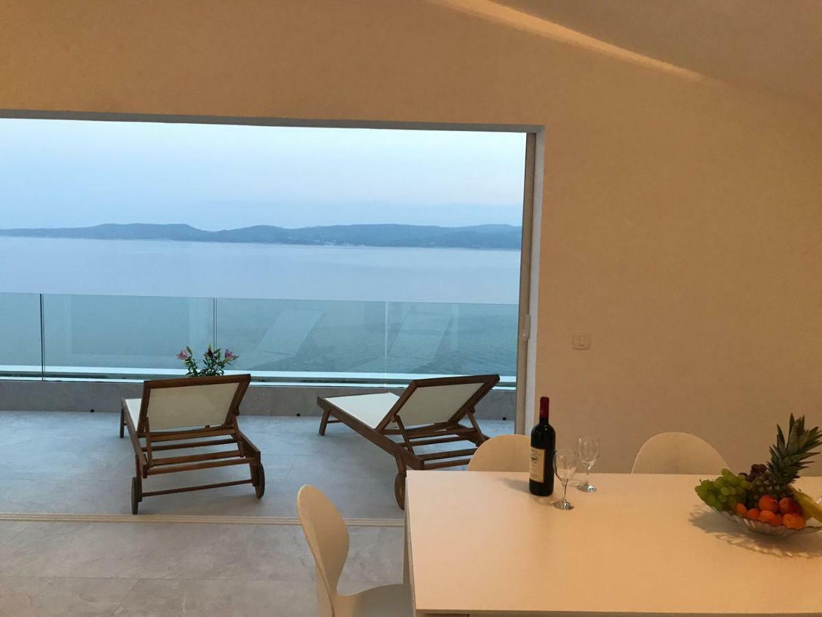 Apartments Vela Sollis Marusici  Exterior photo